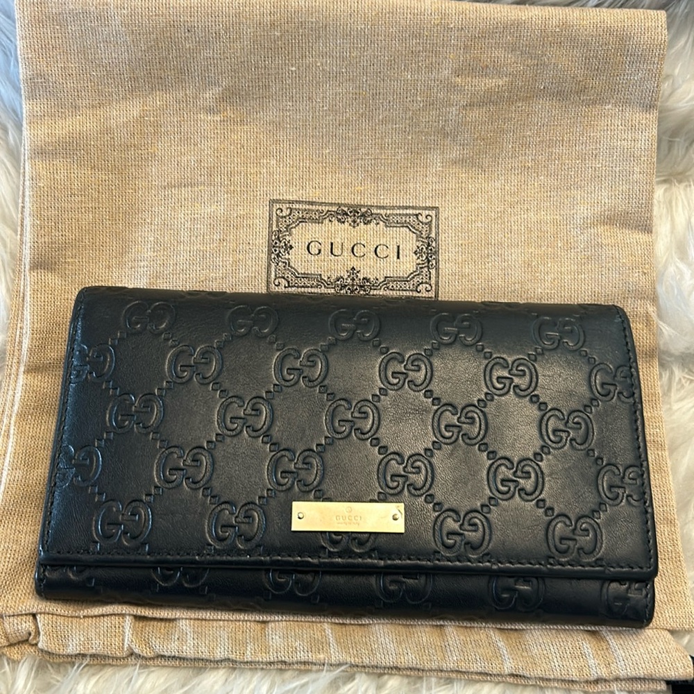 Gucci GG Guccissma Black leather bifold wallet GUC